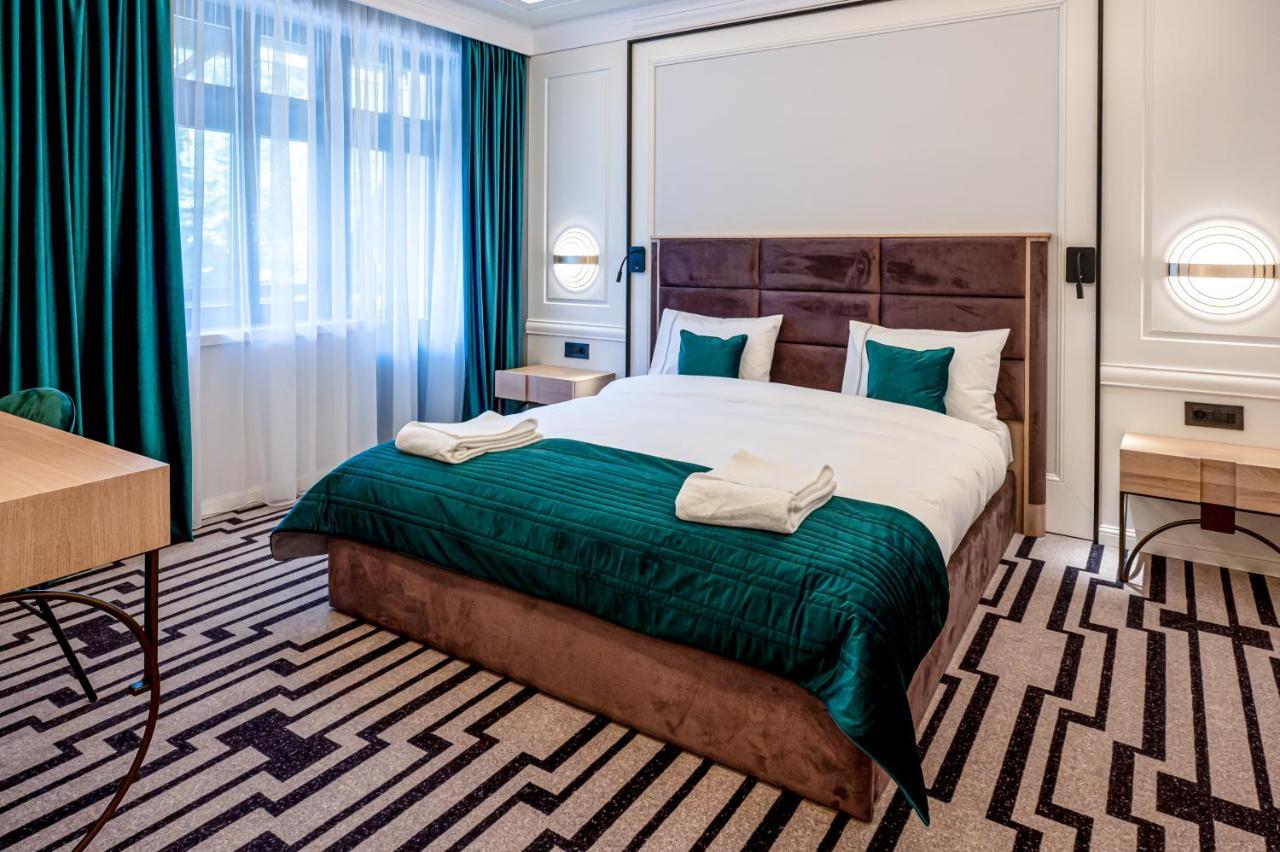 Hotel Carolin Călimăneşti Eksteriør bilde