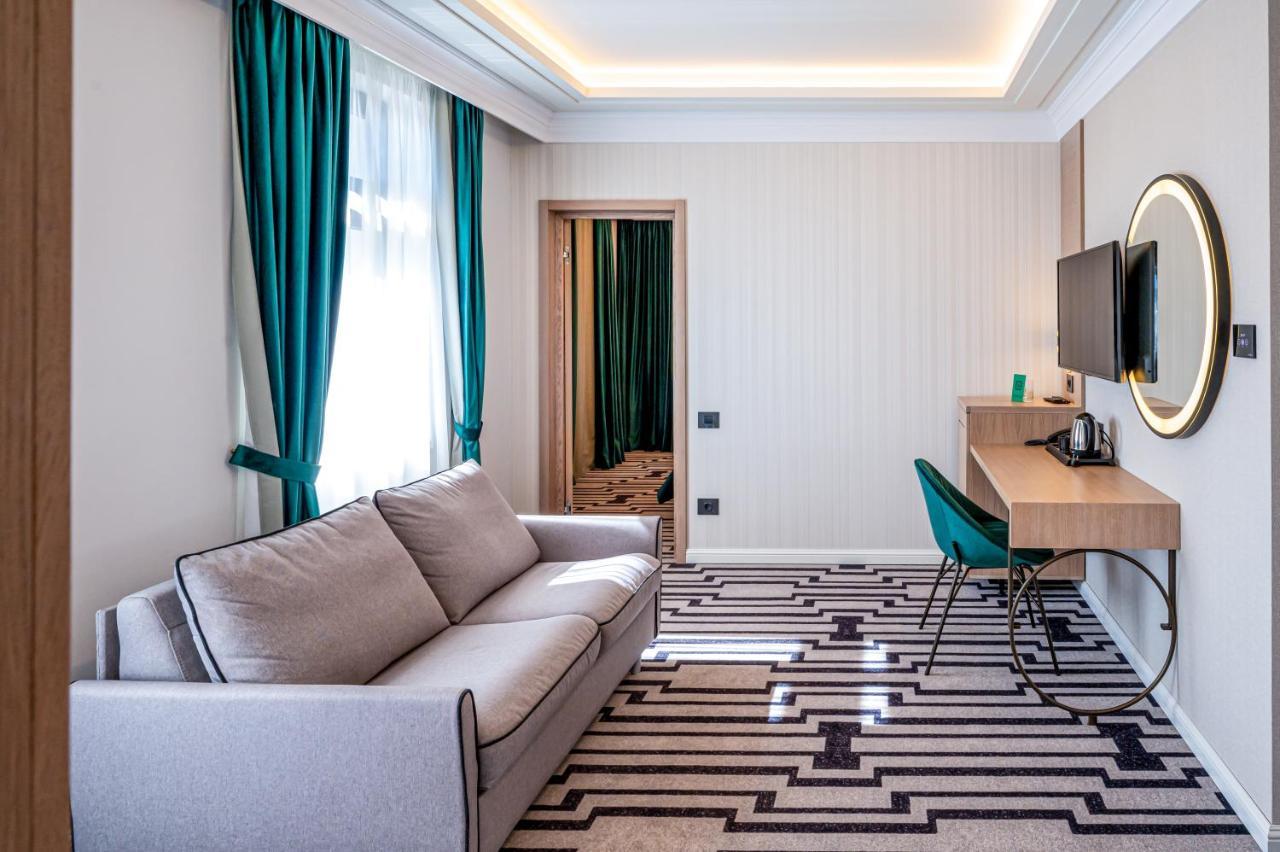 Hotel Carolin Călimăneşti Eksteriør bilde